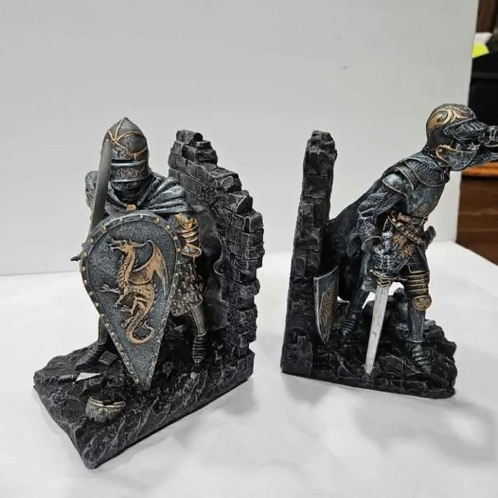 Medieval Knight Bookends
